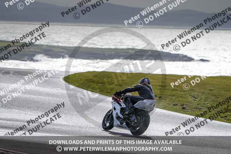 anglesey no limits trackday;anglesey photographs;anglesey trackday photographs;enduro digital images;event digital images;eventdigitalimages;no limits trackdays;peter wileman photography;racing digital images;trac mon;trackday digital images;trackday photos;ty croes